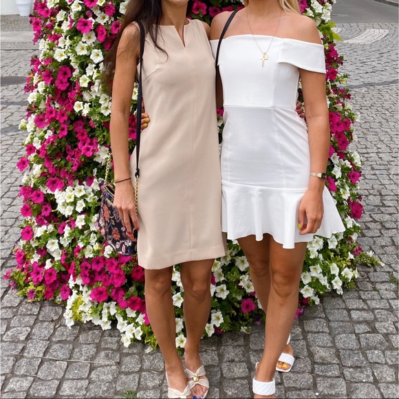 🐚 NICHOLAS IVORY COLD SHOULDER CORSET RUFFLE MINI DRESS! - Picture 2 of 16